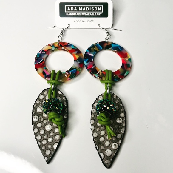 Handpainted reversible leather earrings - Picture 1 of 6